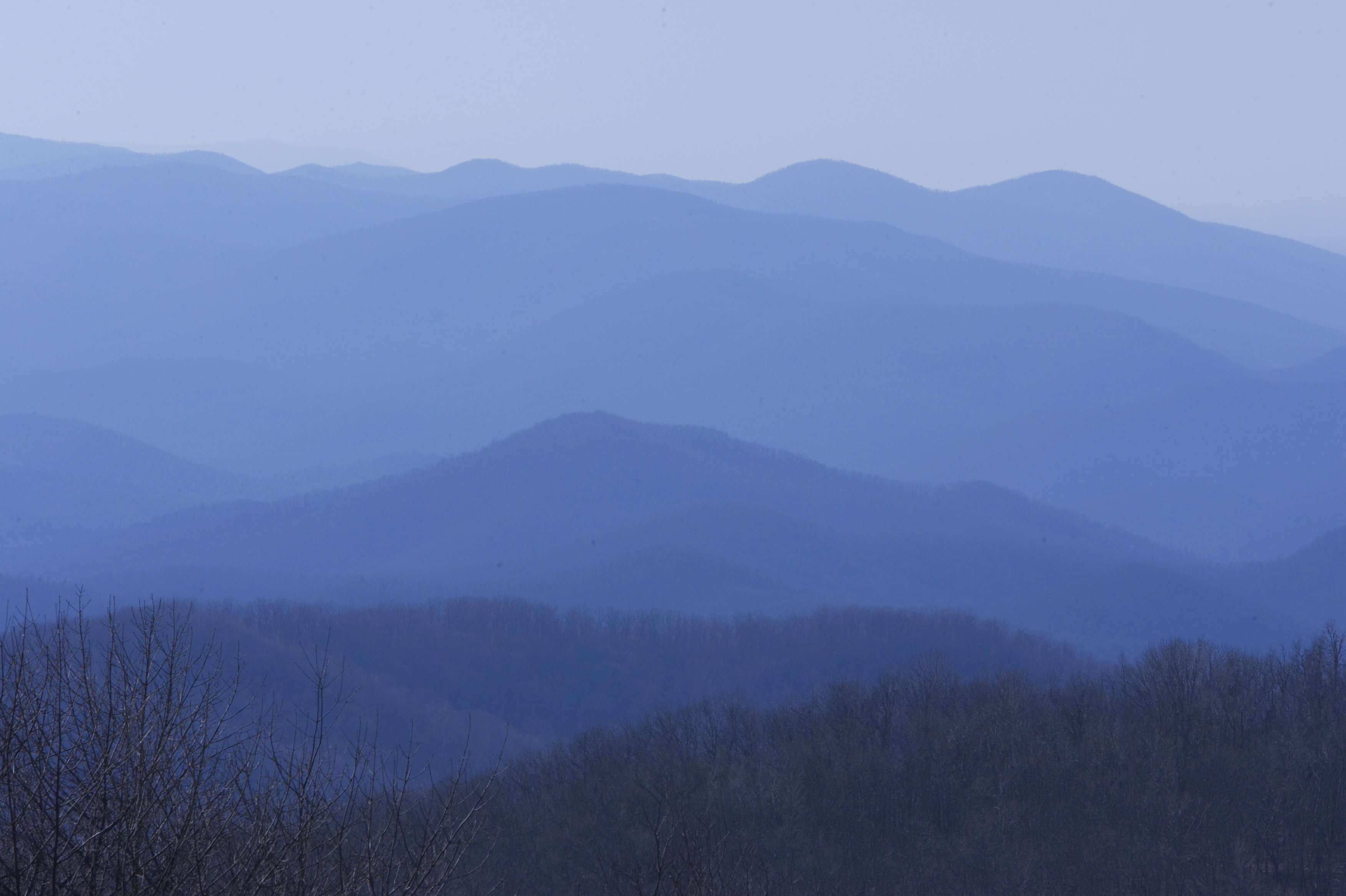 blue ridge mountain views with many shades of blue